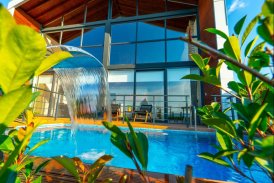 Sapanca İlmiye 2+1 Isıtmalı Havuzlu & Göl Manzaralı Lüks Bungalov