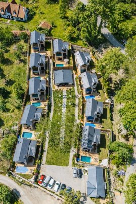 Sapanca Yanık 8 Kişilik 3+1 Muhafazakar Villa, Isıtmalı Havuzlu, Sauna & Hamamlı