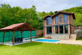 Sakarya Sapanca 6 Kişilik Taş Ev 2+1 Özel Isıtma Havuzlu - Jakuzili - Doğa Manzaralı