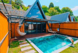 Sapanca 2+1 Isıtmalı Özel Havuz - Göl Manzaralı - Bungalov
