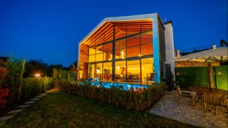 Sapanca İlmiye Lüks Bungalov, 2+1 Isıtmalı Havuzlu, Korunaklı