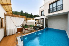 Sapanca Kırkpınar 5 Kişilik Lüks Villa, Isıtmalı Havuzlu, Jakuzili, Şömineli ve Korunaklı