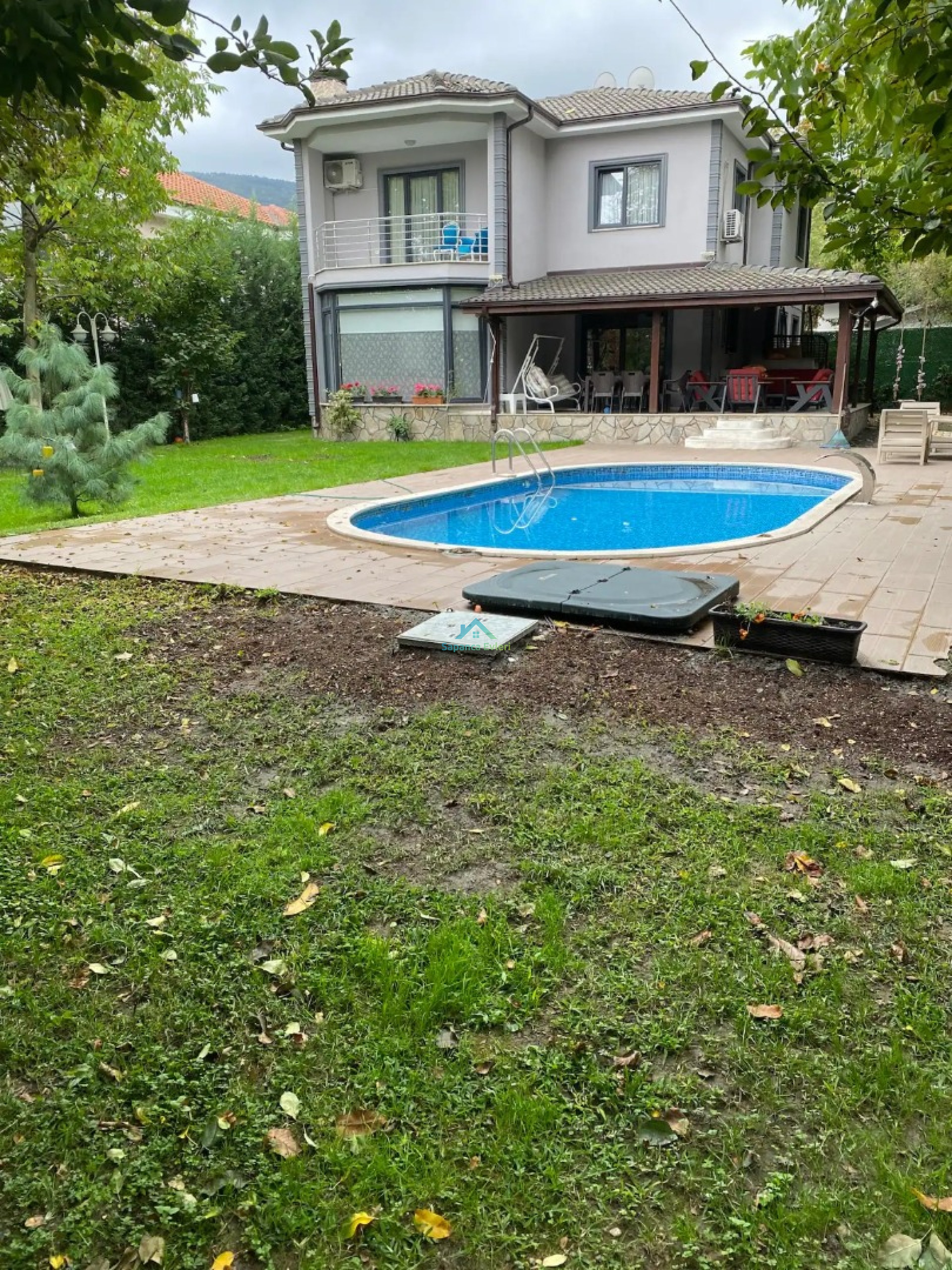 Villa Main