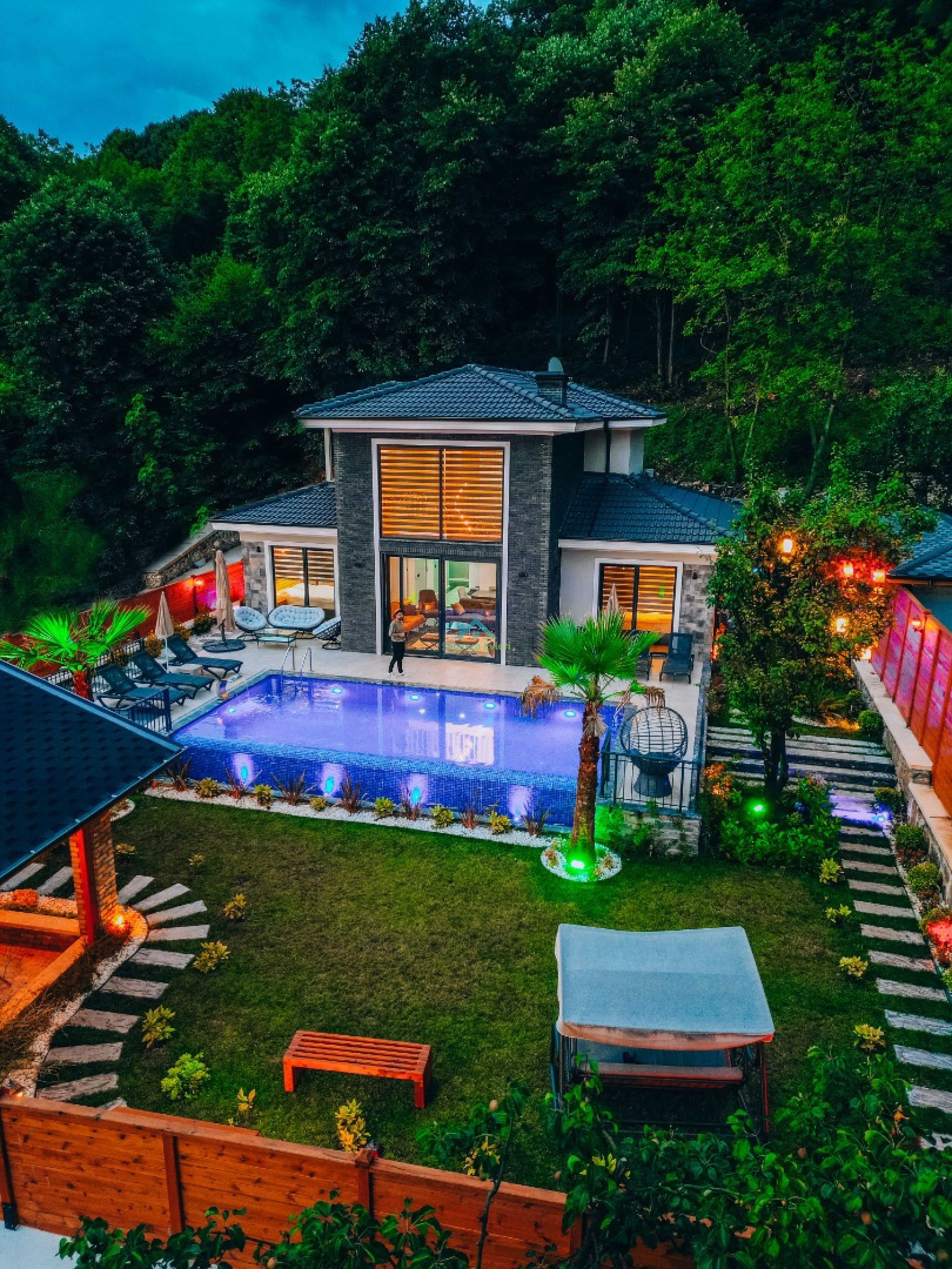 Villa Main
