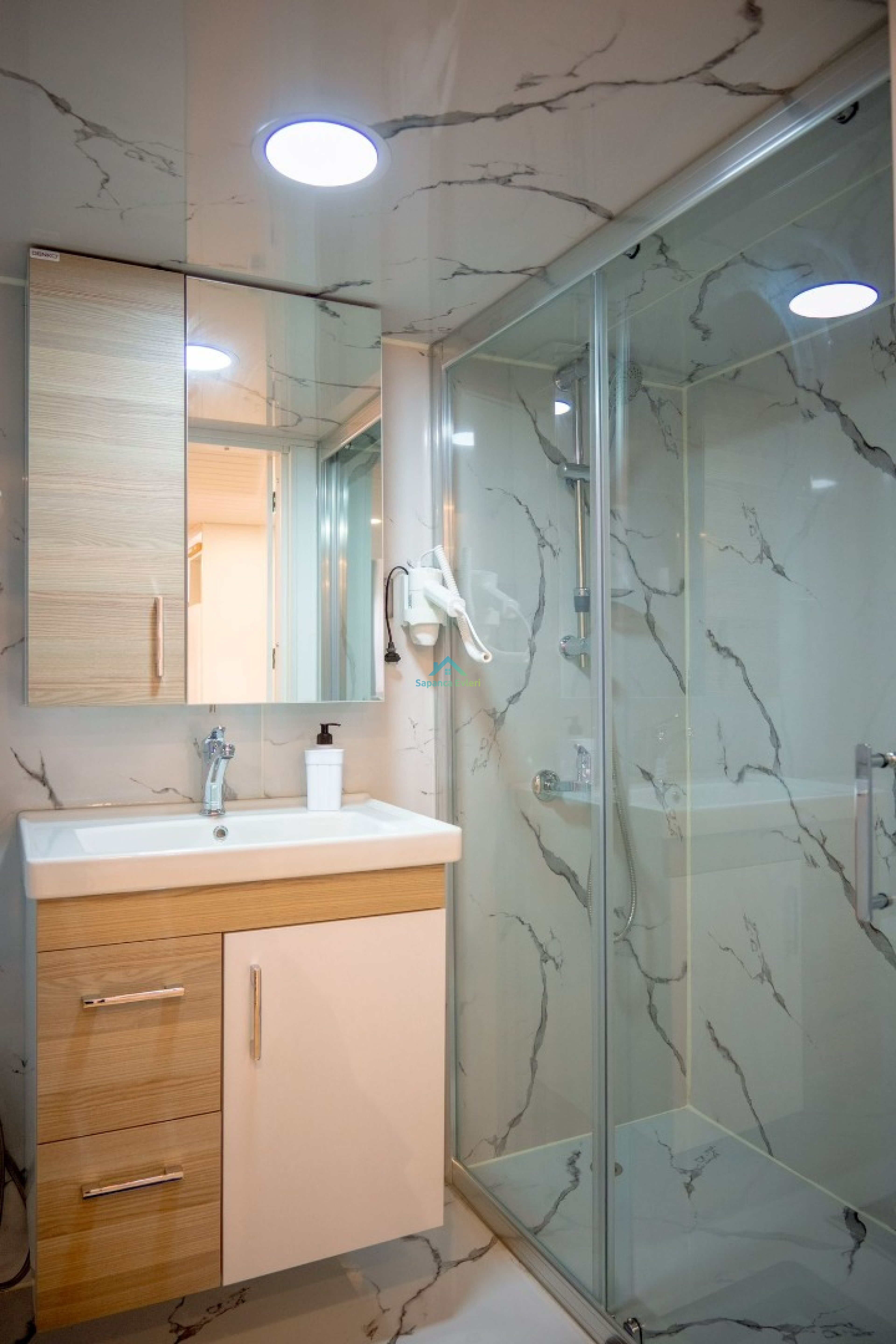 Gallery 4