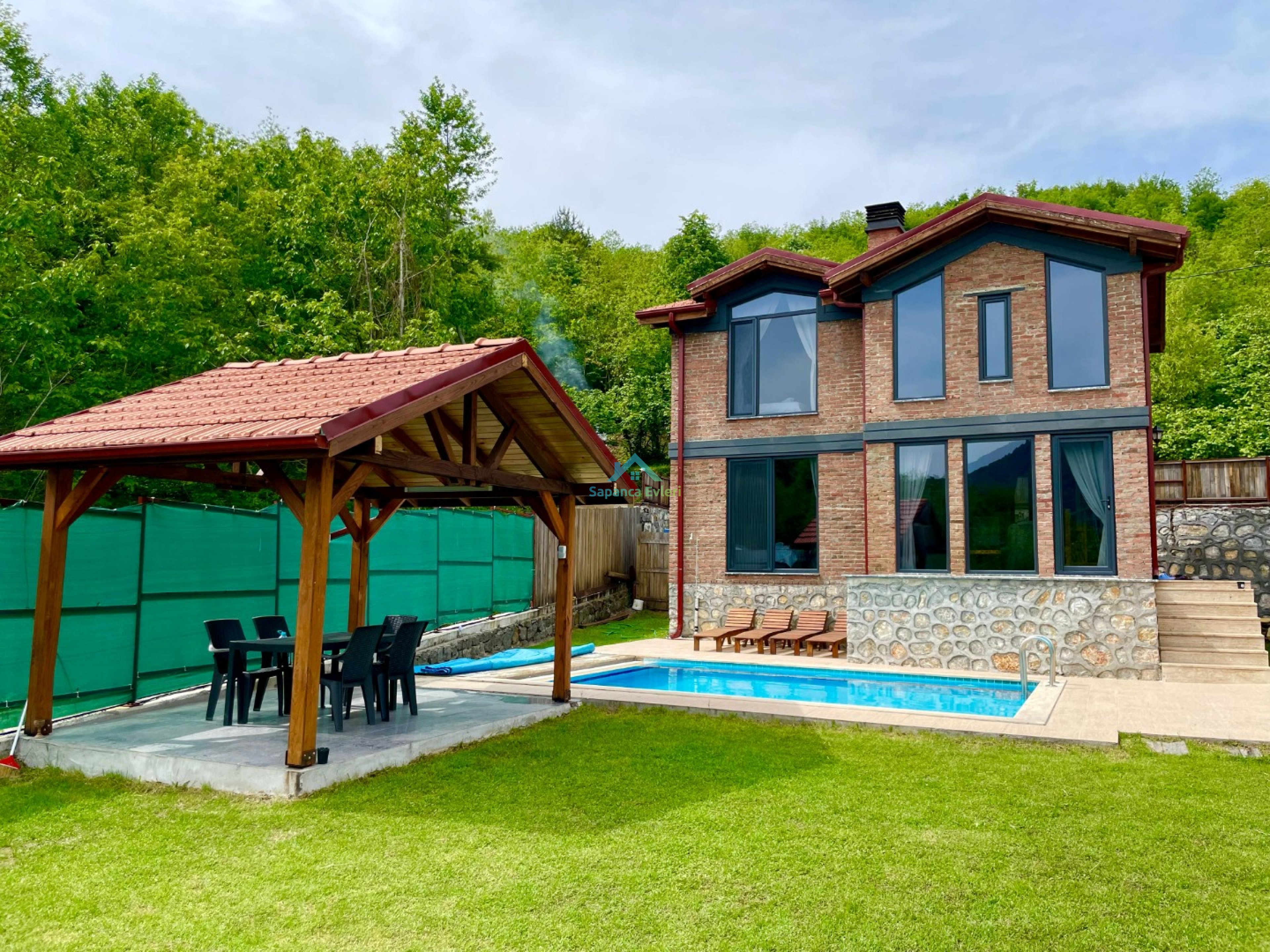 Villa Main