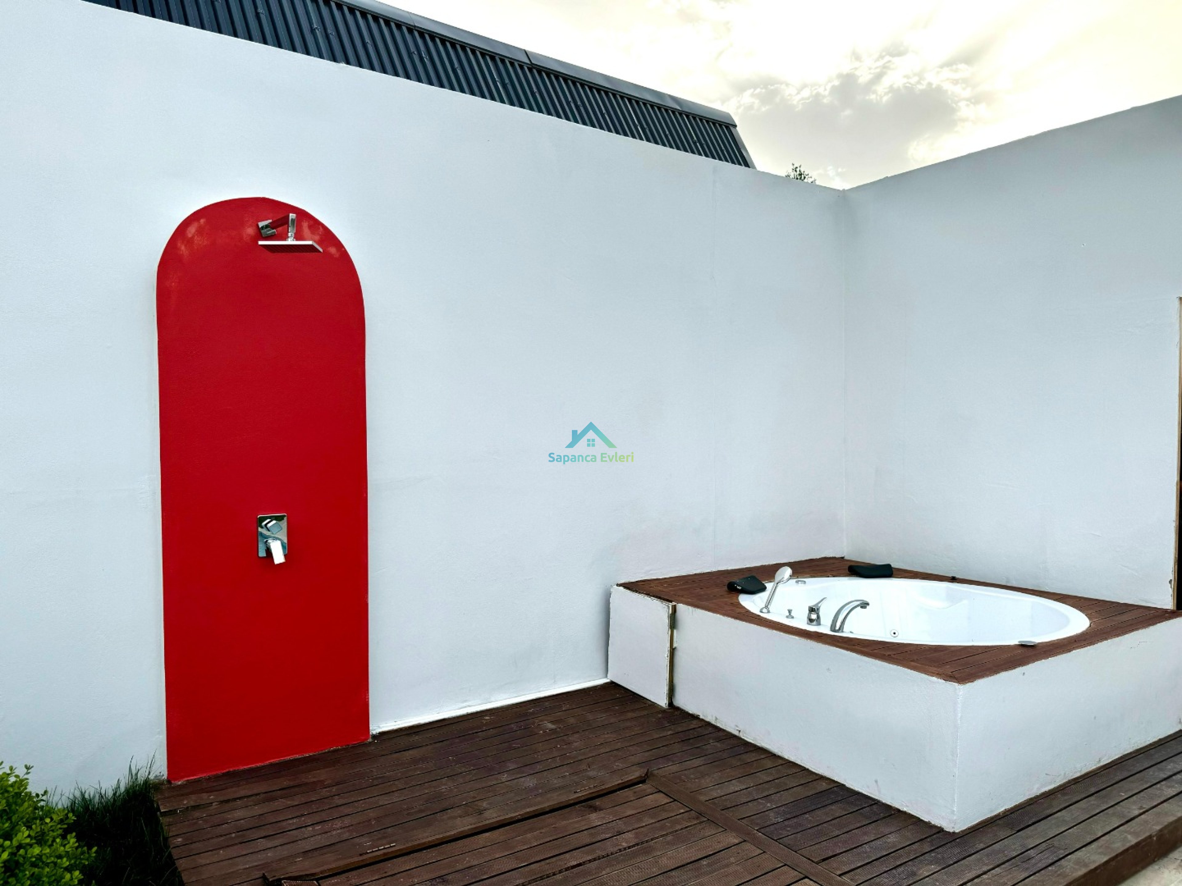 Gallery 4