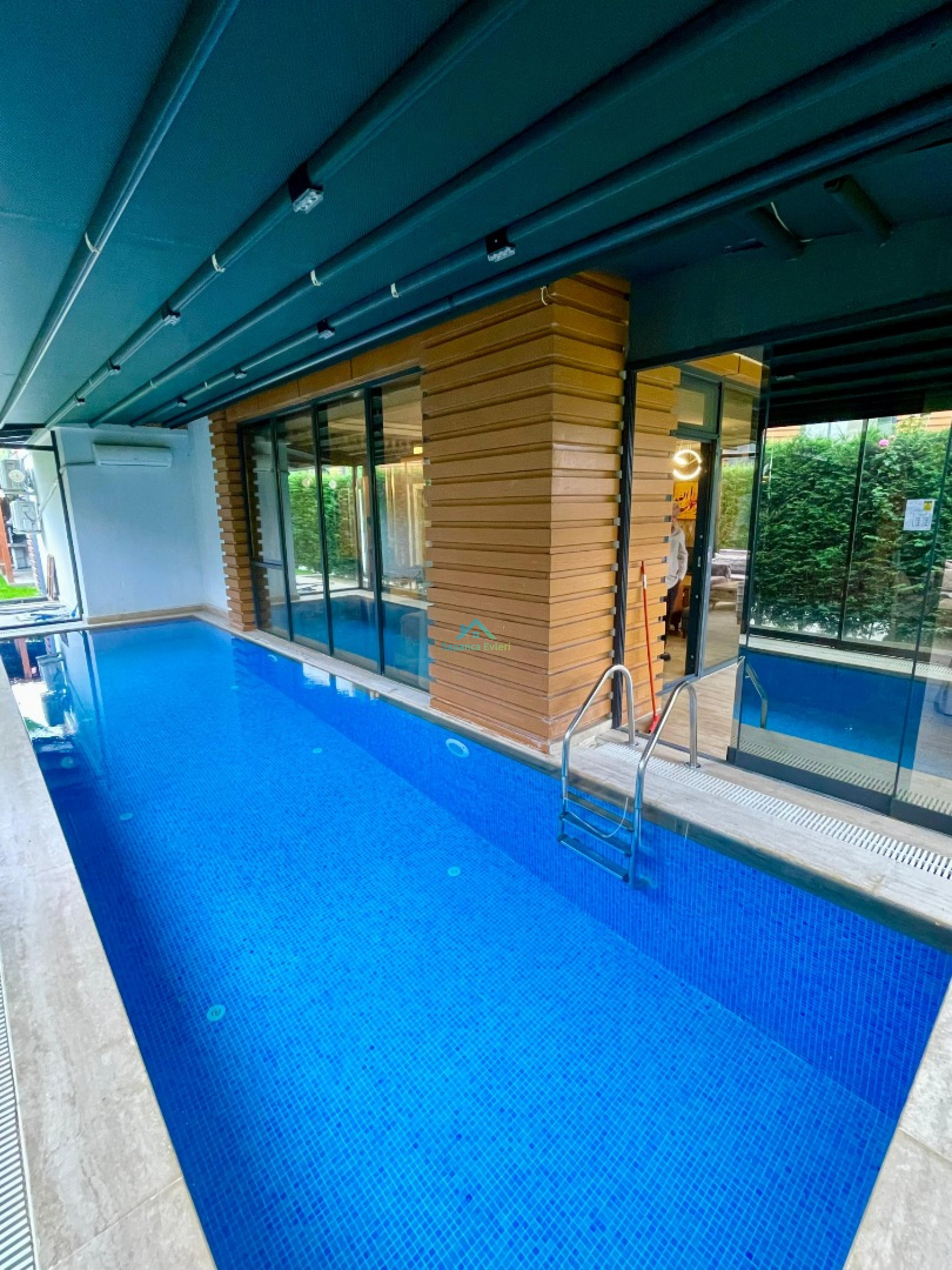 Gallery 2