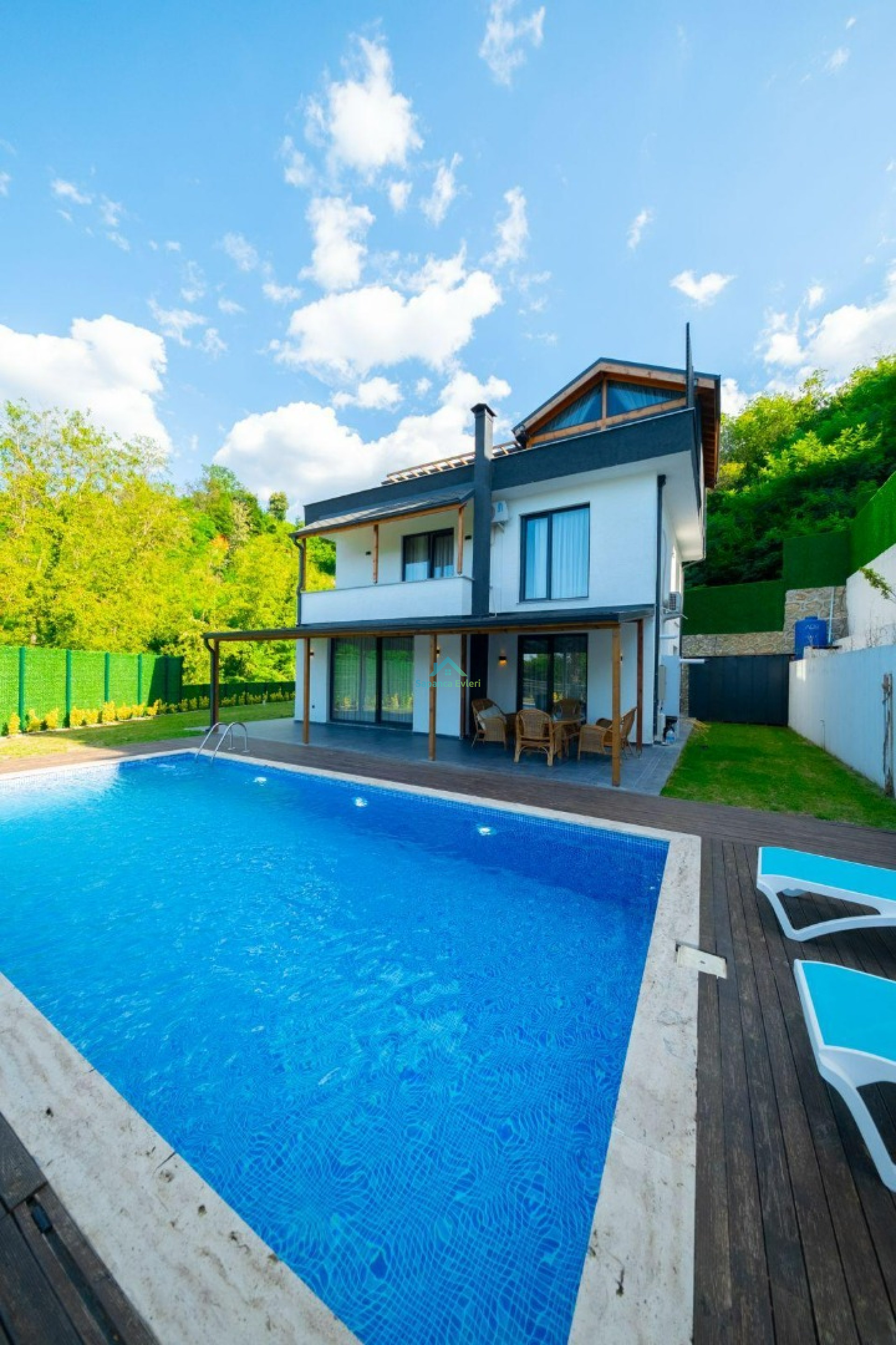 Villa Main