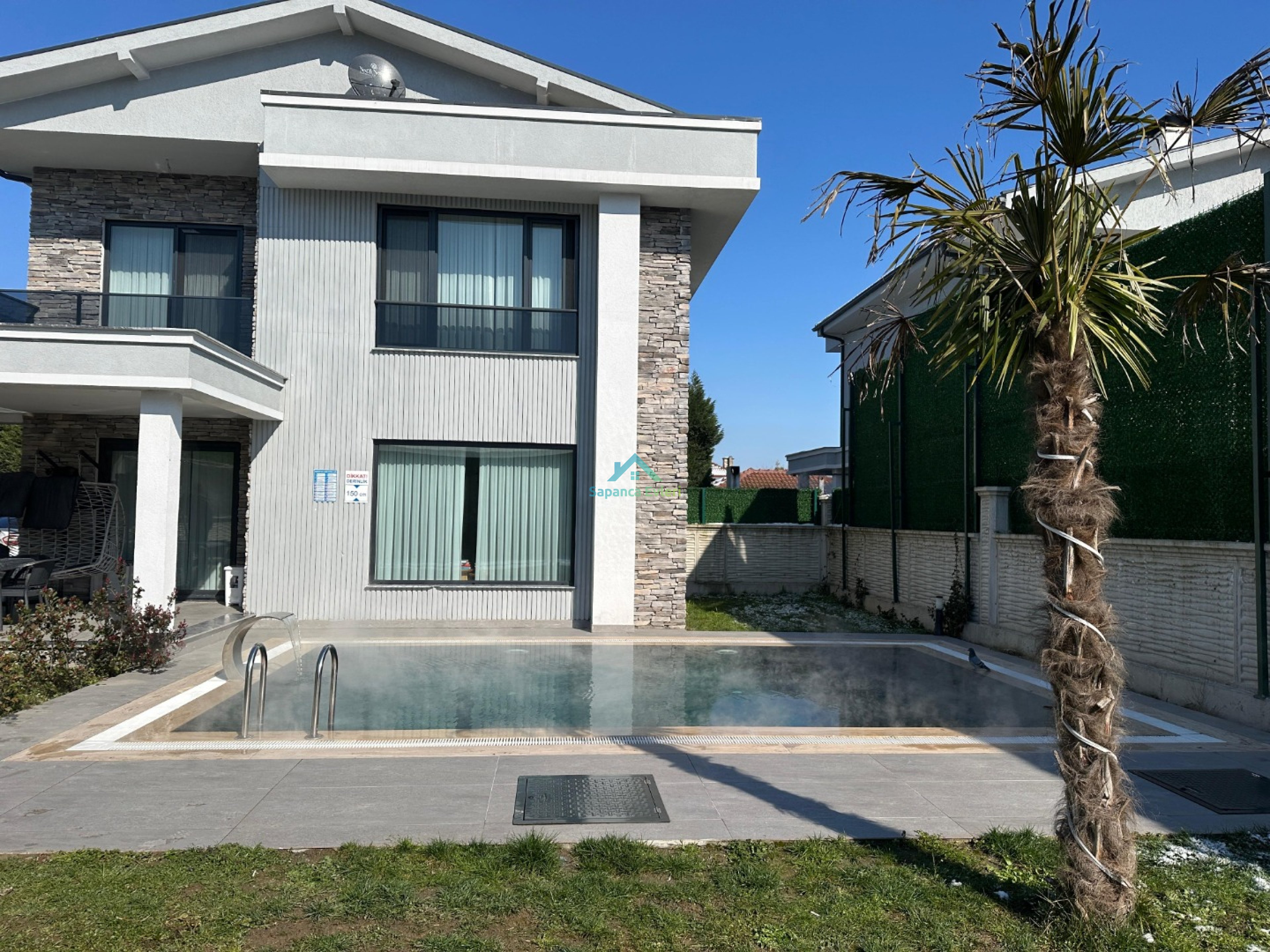 Villa Main