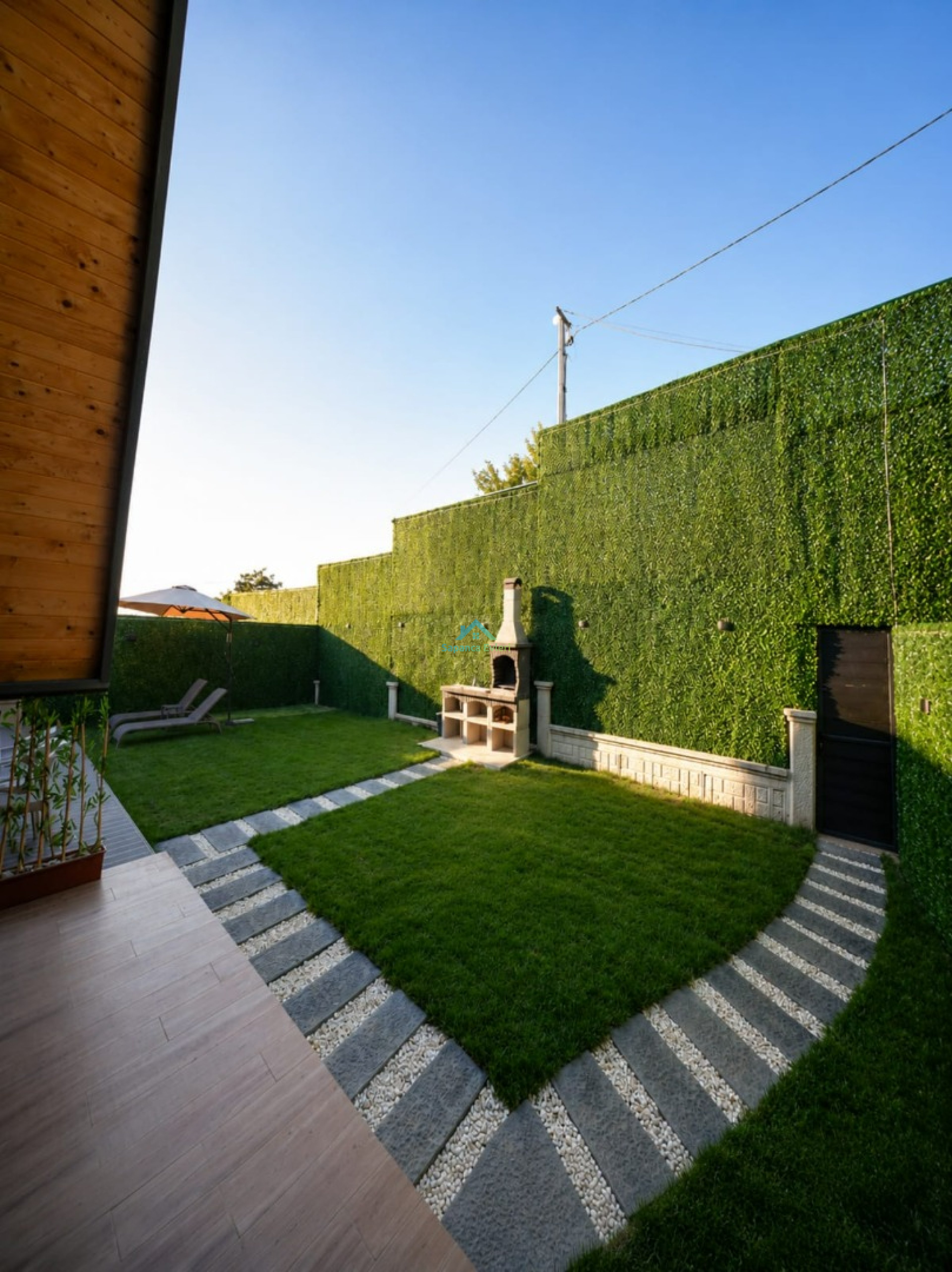 Gallery 0